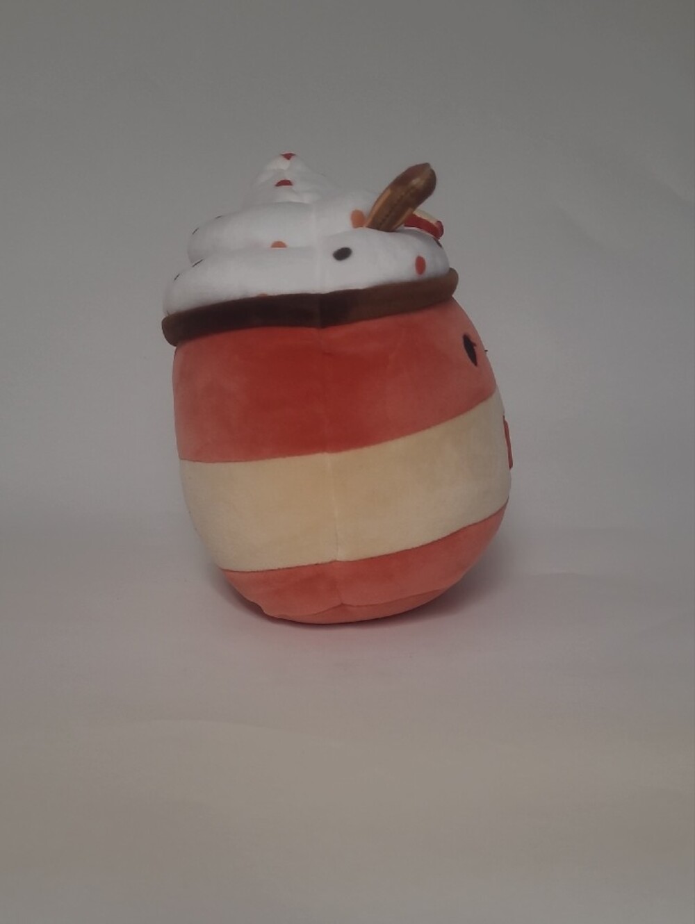 Squishmallows Meade The Apple Cider -Coral & Cream Plush - Picture 2 of 11